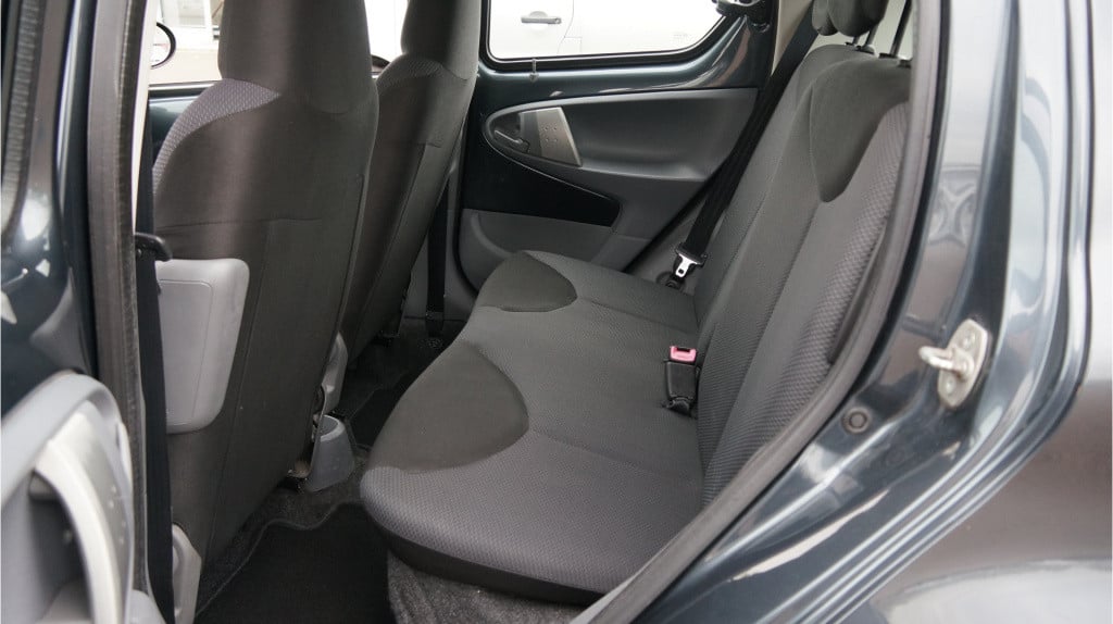 Toyota Aygo 1.0-12v + rijklaar incl garantie