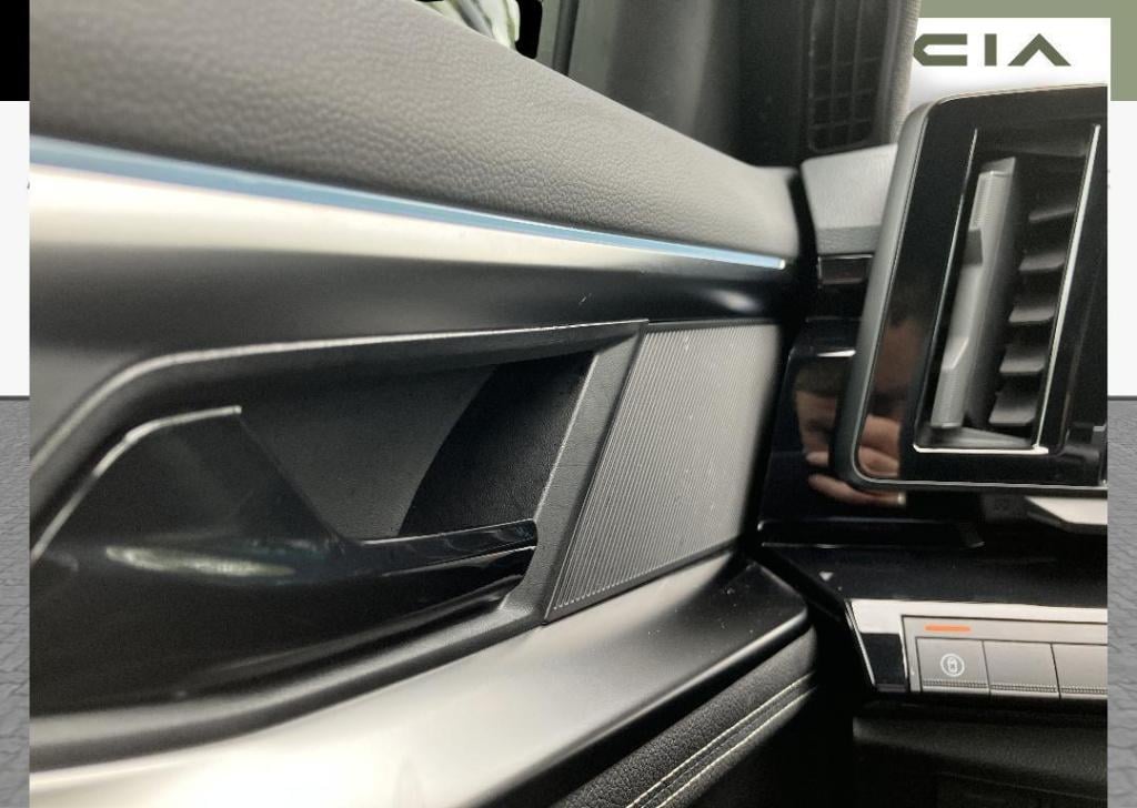 Renault Austral 1.2 e-tech full hybrid 200 techno