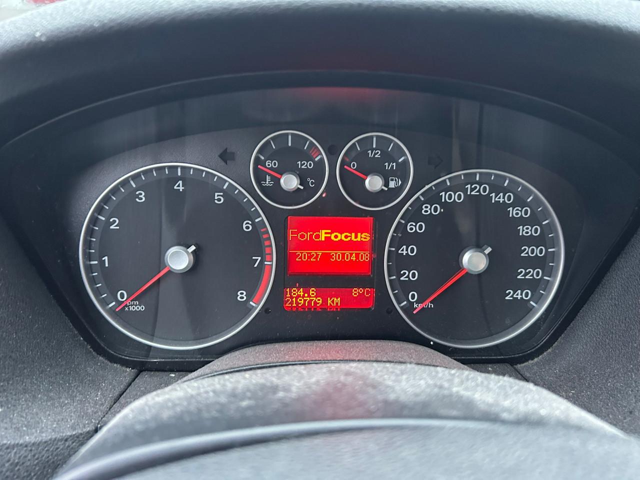 Ford Focus Wagon 1.6-16V Ghia FULL OPTION