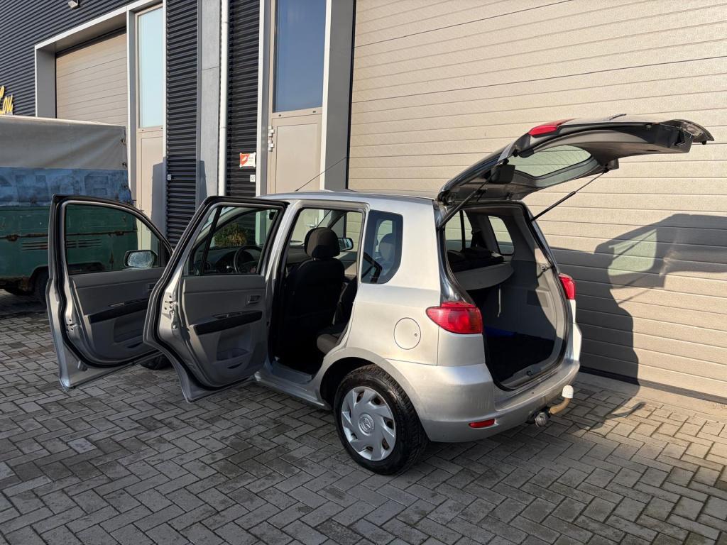 Mazda 2 1.4 touring/106.000 nap/apk/airco/nwe distributie/