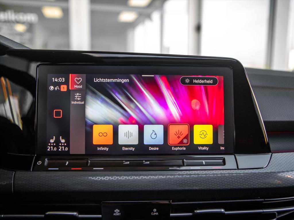 Volkswagen Golf 2.0 tsi 300pk 7-dsg gti clubsport automaat | panoramadak | 