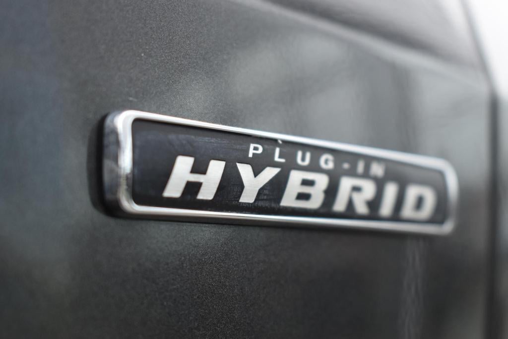 Ford Kuga 2.5 phev st-line | elektrisch wegklapbare trekhaak | climate cont