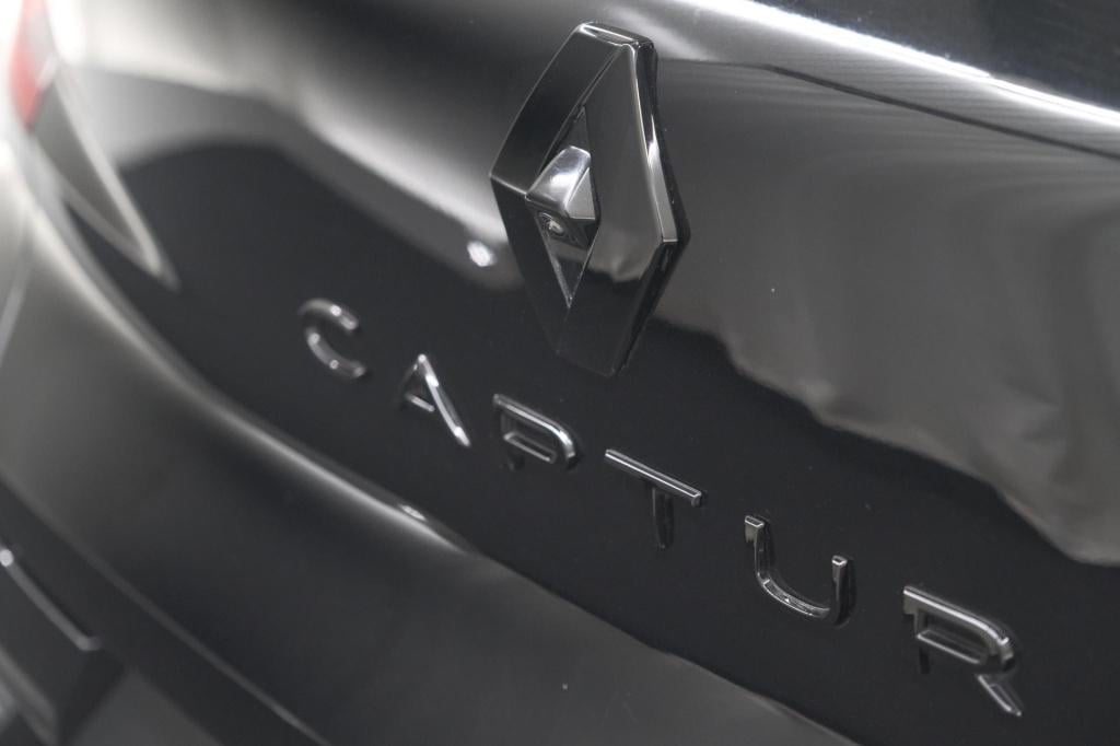 Renault Captur 1.3 mild hybrid 160 rive gauche | trekhaak | 360 camera | 9.