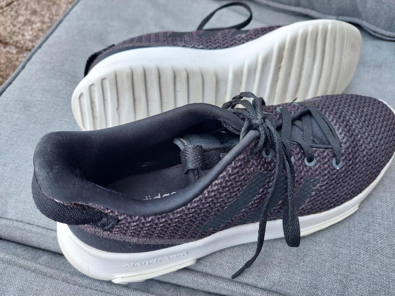 Zwart/grijze Adidas unisex sneakers maat 42