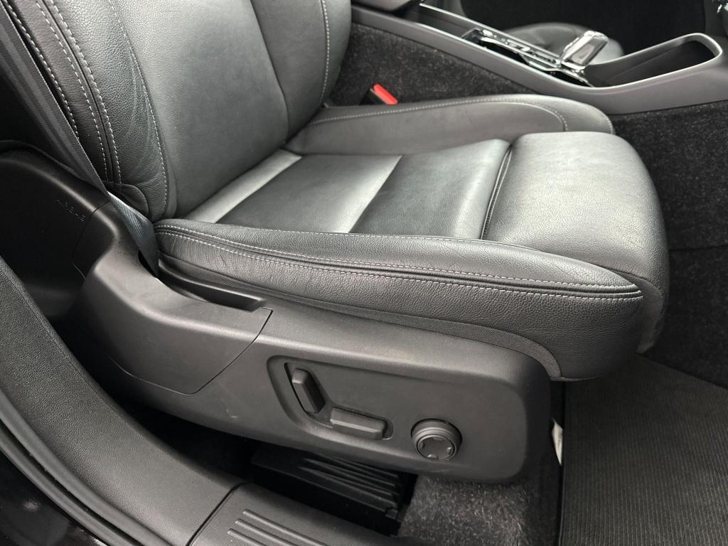 Volvo XC40 t5 262pk recharge inscription| pano| adap.cruise| leder| camera|