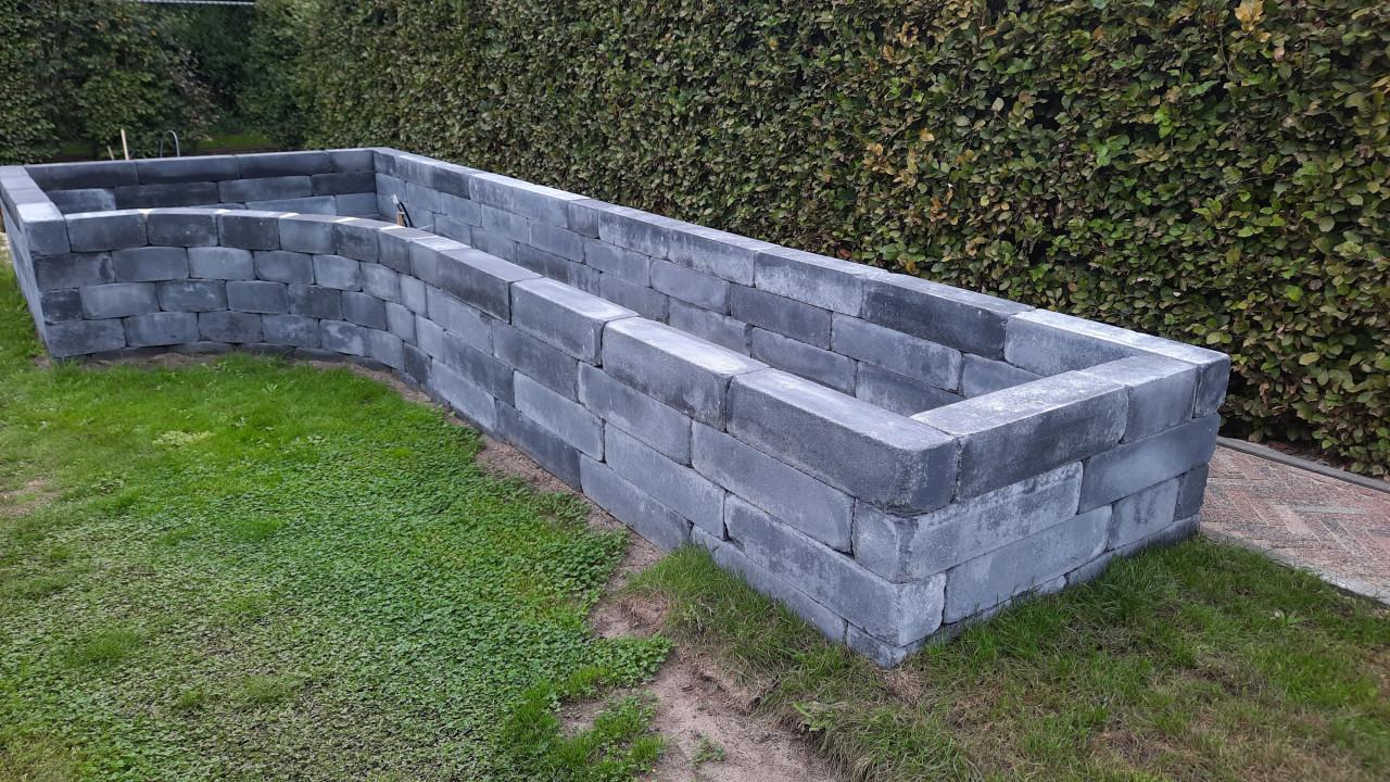 96 stapelblokken antraciet 15x15x60cm ter overname