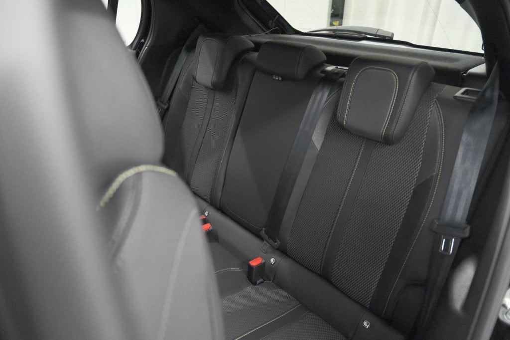 Peugeot 208 hybrid 136 e-dcs6 gt | 360 camera | adaptieve cruise control | 
