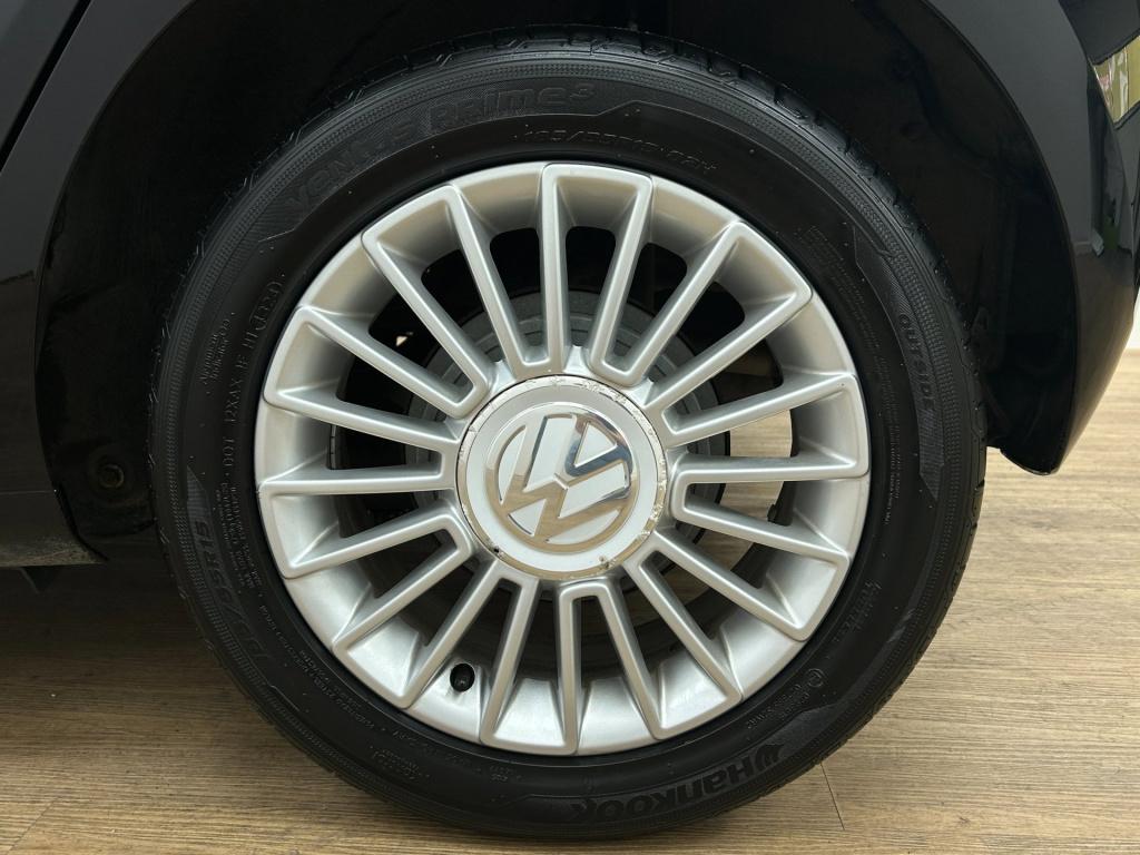 Volkswagen UP! occasion 1.0 high up! bluemotion | zwart | tweedehands volks
