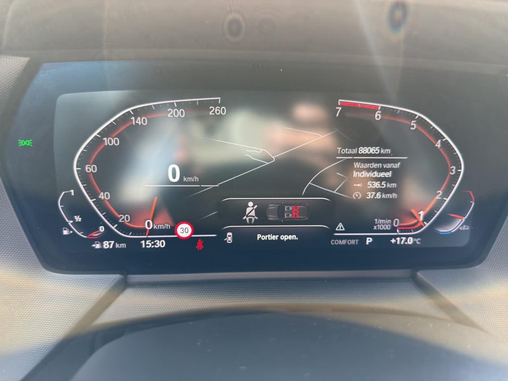 BMW 1 Serie 118i m-sport executive edition | panoramdak | alcantara | verw 