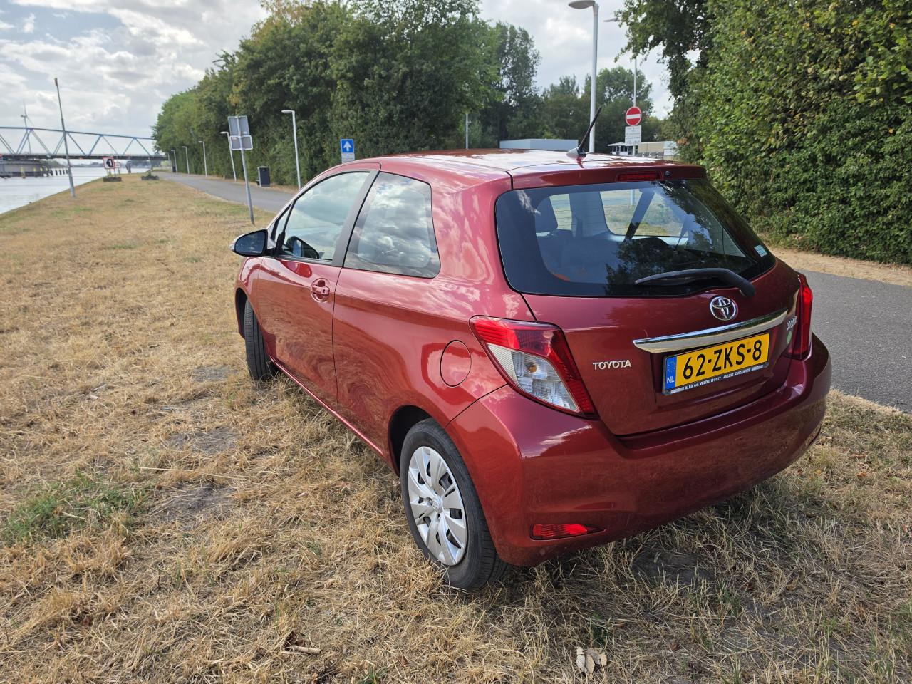 Toyota Yaris 1.3 16V VVT-I, 3 drs Camera, Cruise c., 77500 km