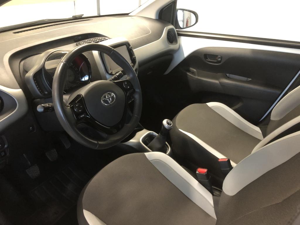 Toyota Aygo 1.0 vvt-i x-play