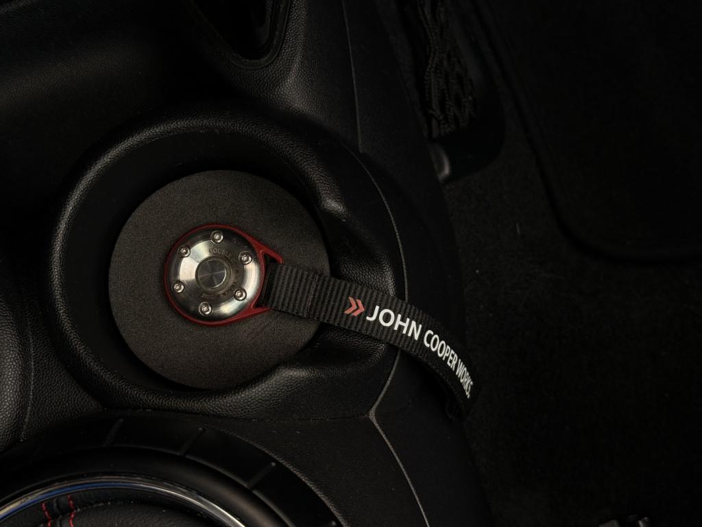 Mini 3-deurs 2.0 john cooper works s 232pk | acc | pano | head-up | harman 