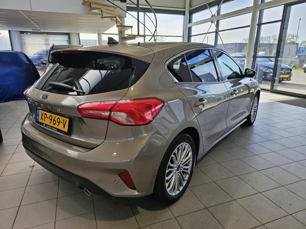 Ford Focus 1.0 ecoboost titanium business