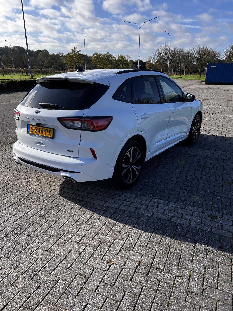 Ford Kuga 2.5 PHEV ST-Line X 225pk