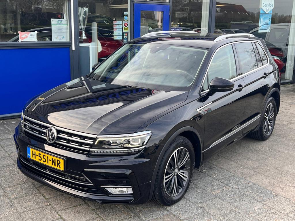 Volkswagen Tiguan 2.0 tsi 4motion r-line highline, virtual cockpit, trekhaa