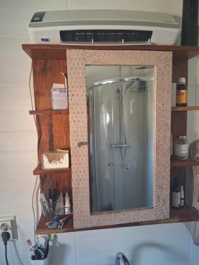 Badkamer meubelen spiegelkast, lange kast en wastafelkast