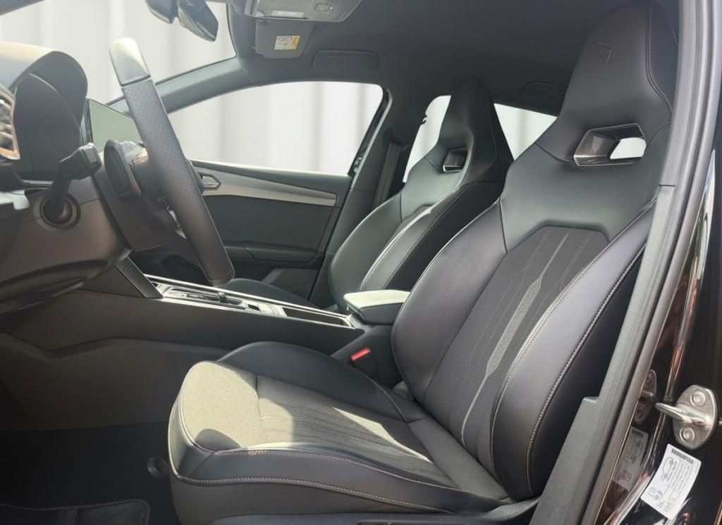 Cupra Leon Sportstourer 1.4 e-hybrid vz adrenaline