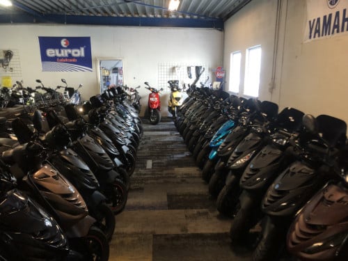 GROOTAANBOD 120X PIAGGIO ZIP VESPA SPRINT AEROX PEUGEOT SPEEDFIGHT KISBEE