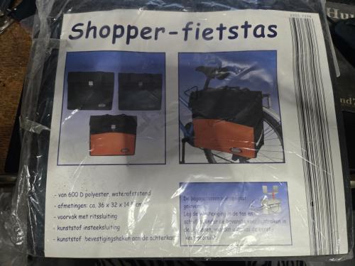 Shopper-fietstas van donkergroenpolyester. Gardini Nieuw .