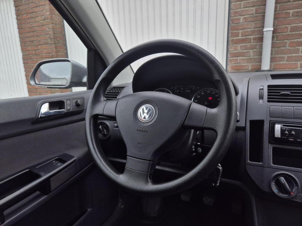 Volkswagen Polo 1.2 optive / origineel nl / airco