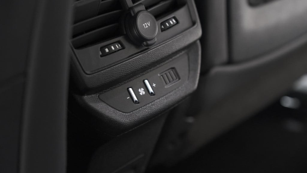 Peugeot 5008 puretech 130 eat8 allure pack business | 7 zitplaatsen | camer