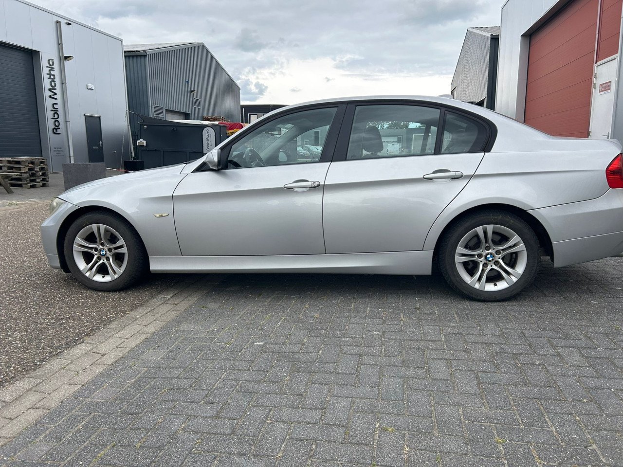 BMW 3-serie 318i Business Line