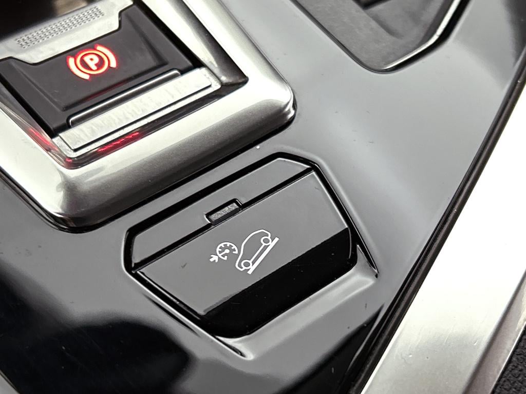 Peugeot 3008 130pk automaat allure pack | rijklaar | stoelverwarming |