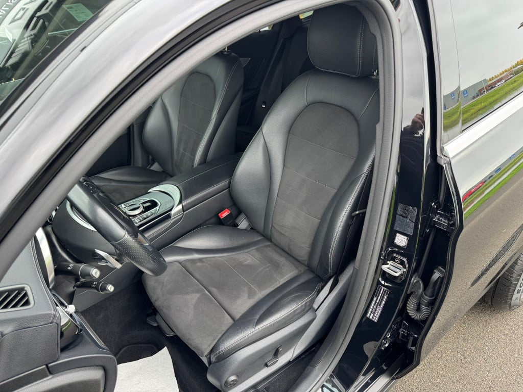 Mercedes-Benz Glc coupé 250 4matic amg automaat /apple-carplay