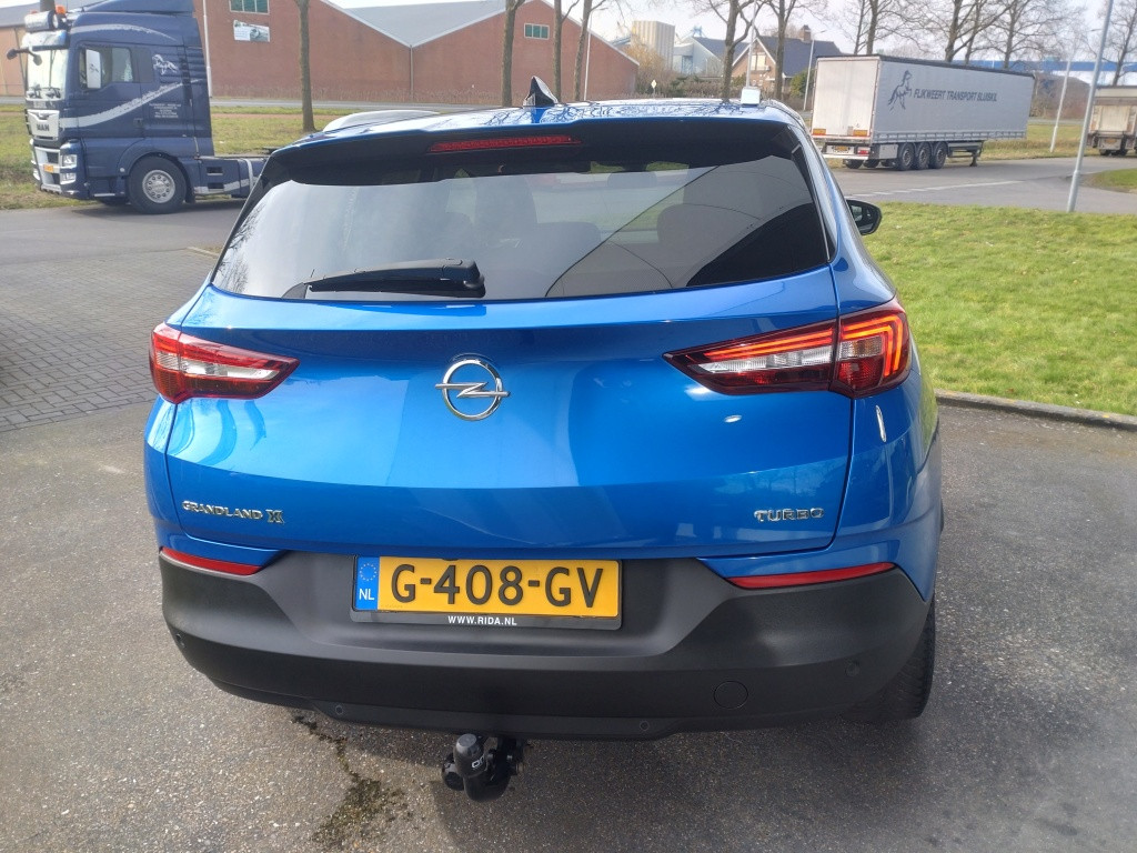 Opel Grandland X 1.2 turbo business +
