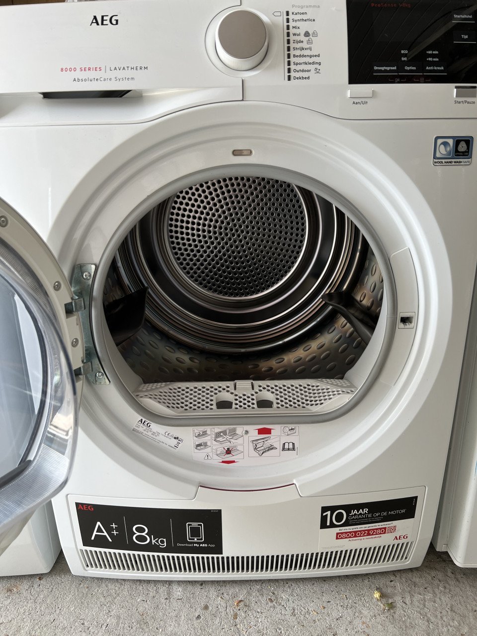 AEG T8DB84GW 8000 serie AbsoluteCare Warmtepompdroger 8 kg. Trommel