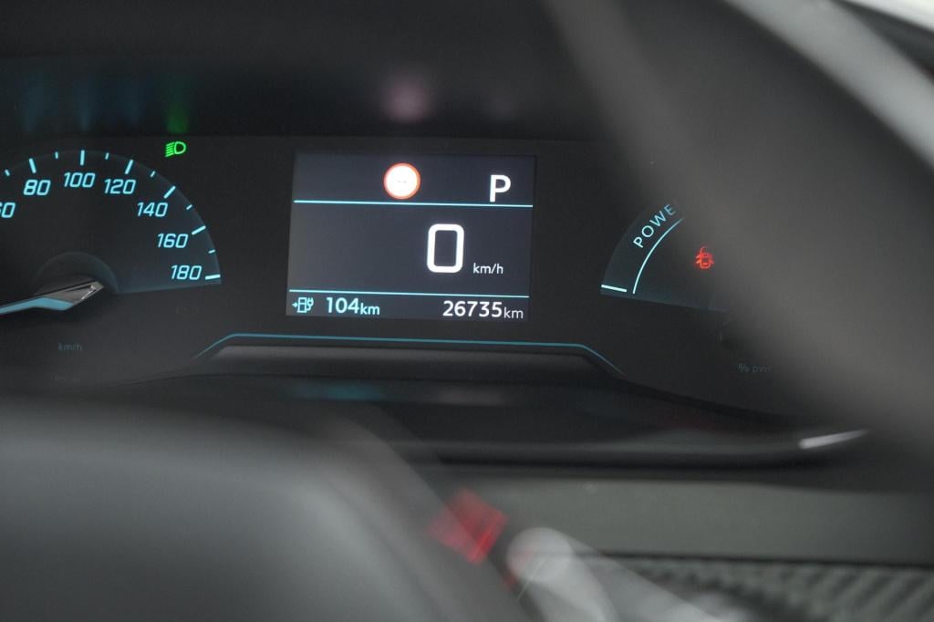 Peugeot E-2008 ev allure pack 50 kwh | 3 fase laadfunctie | parkeersensoren