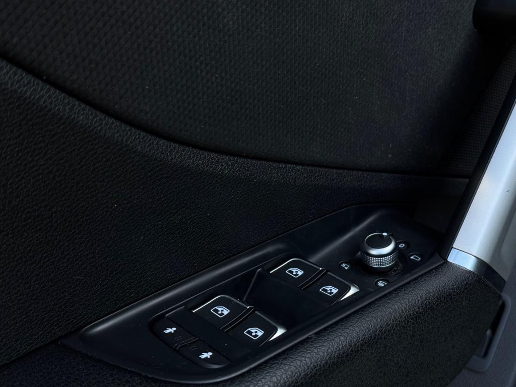 Audi Q2 35 tfsi s-line * keyless * virtual cockpit * stoelverwarming * carp