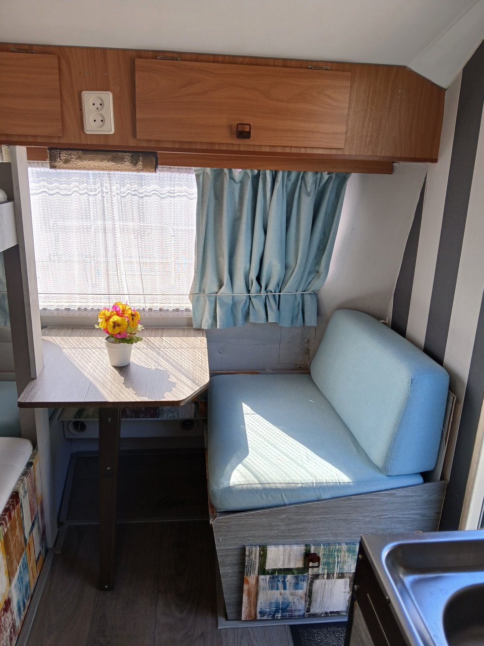 Caravan Avento 395 T Luxe (stapelbed)