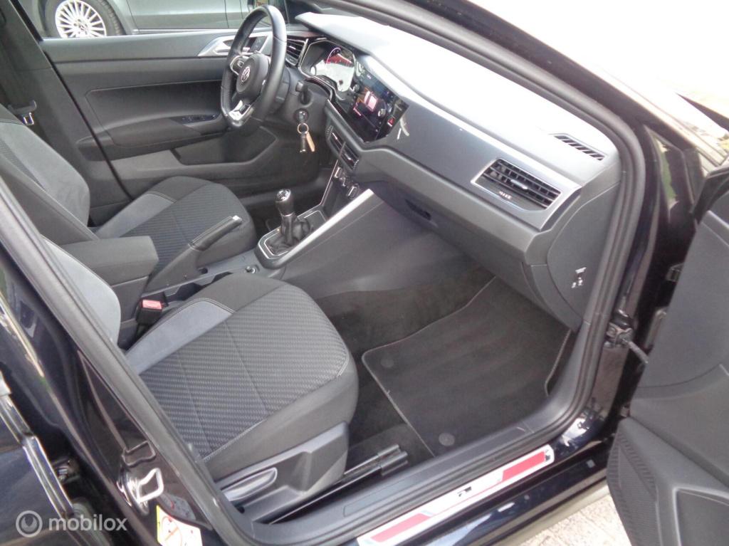 Volkswagen Polo 1.0 tsi r-line 115pk/airco/pdc/carplay/panodak/17'' lm/r-li