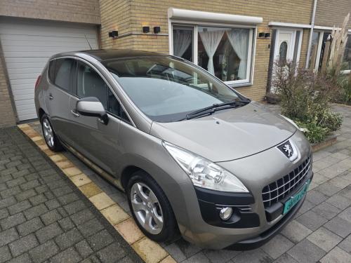 Tekoop zeer mooie Peugeot 3008 1.6 VTI Premiére