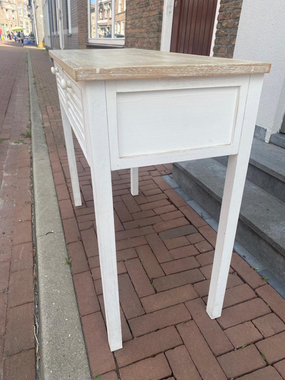 Sidetable