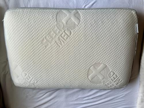 Sleep Med traagschuim kussen 60x40x12