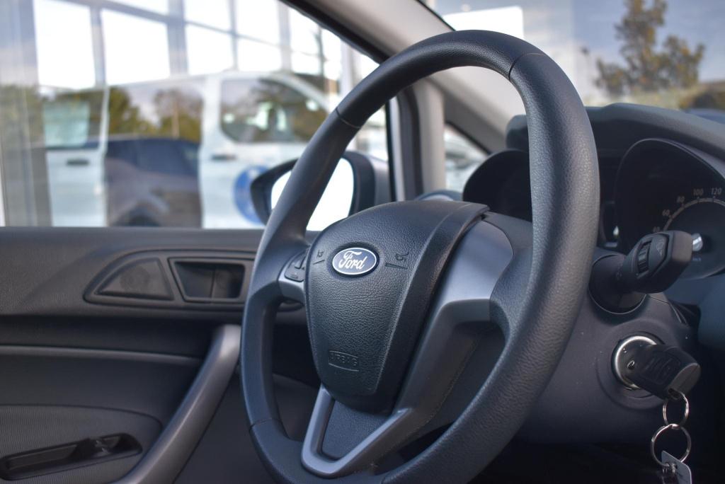 Ford Fiesta 1.25 limited | airco | radio |