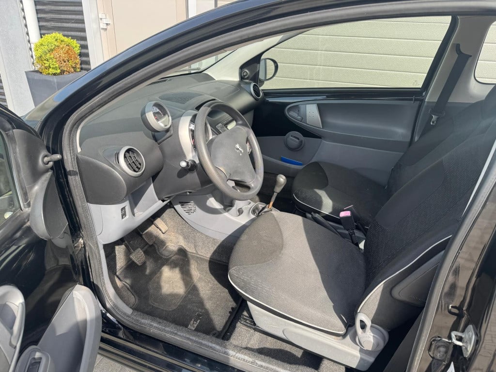 Peugeot 107 1.0-12v sublime/nap/apk/airco