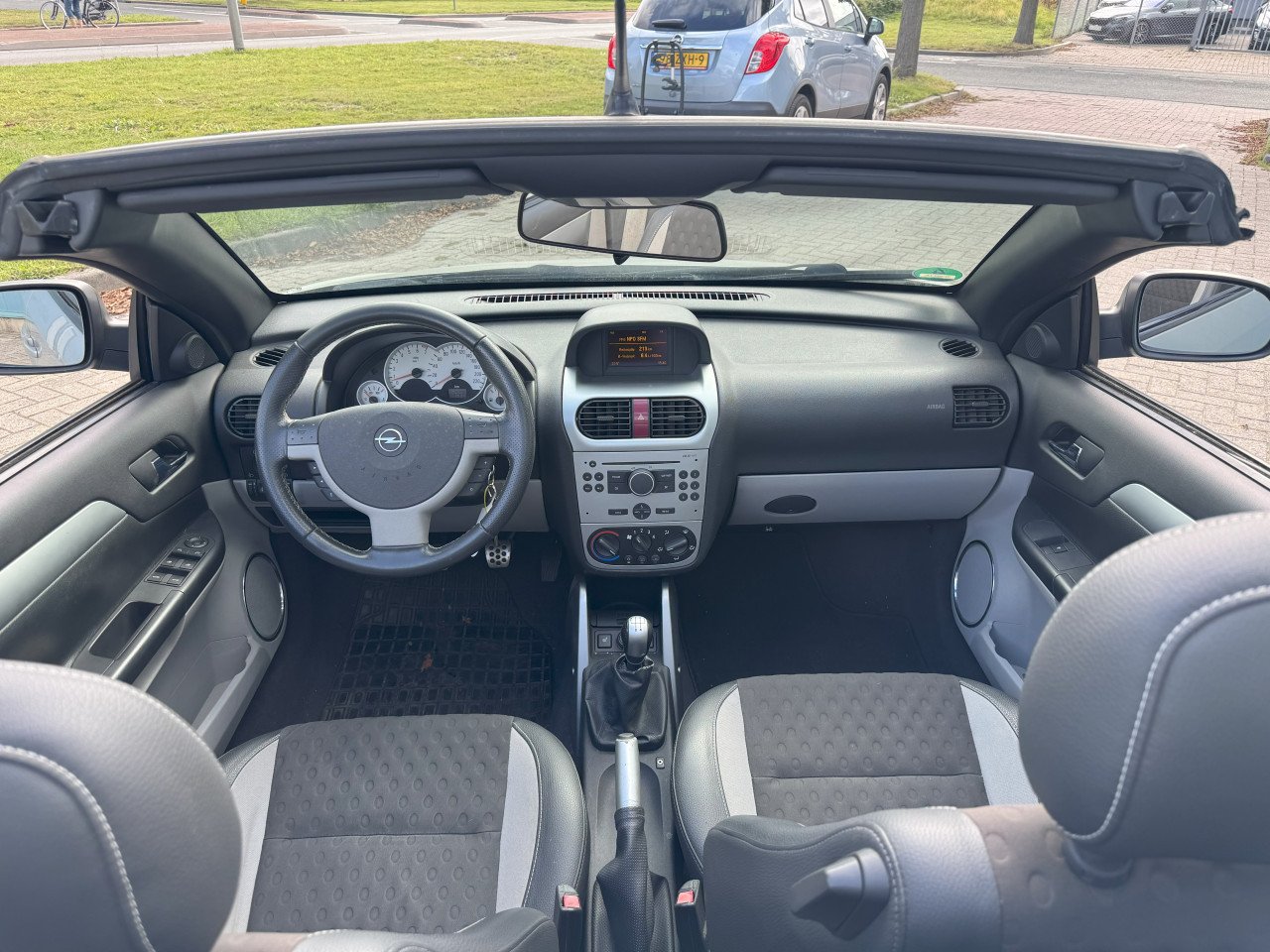 Opel Tigra Twintop 1.4 2010