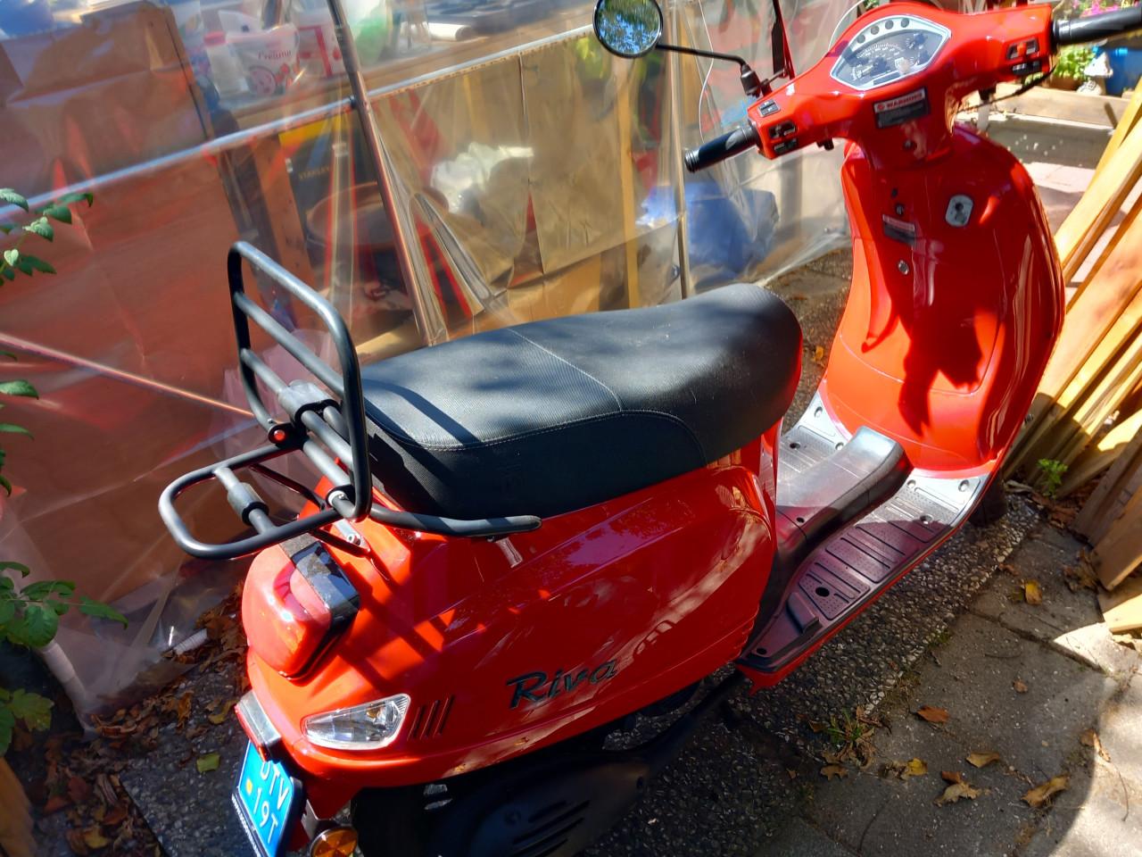 Te koop scooter