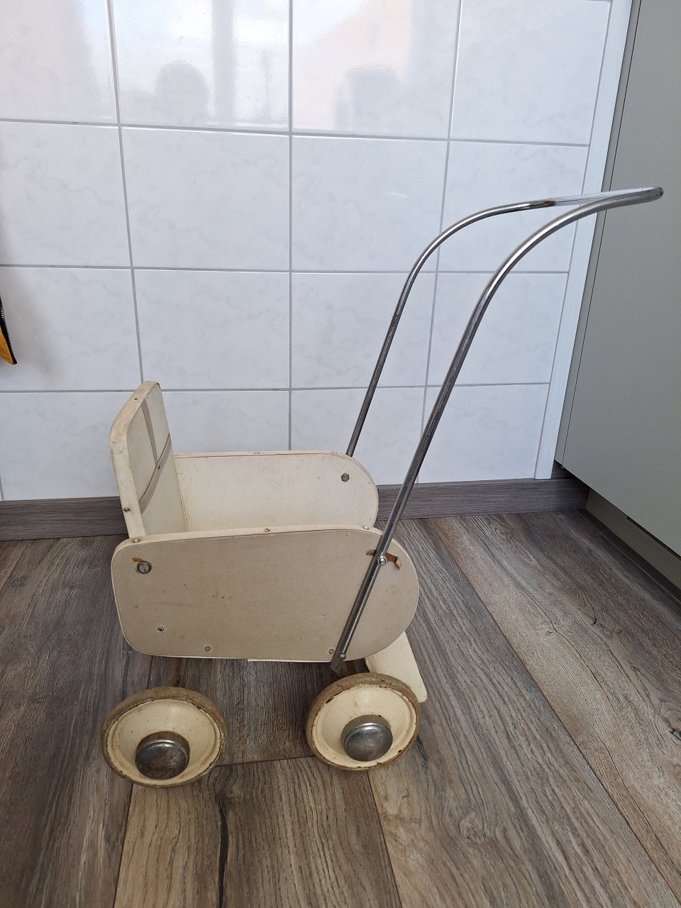 Poppen wagen retro jaren 70