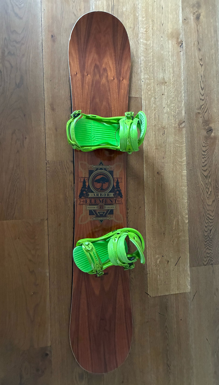 Arbor Element RX Rocker Snowboard + Flux TT30 Bindingen