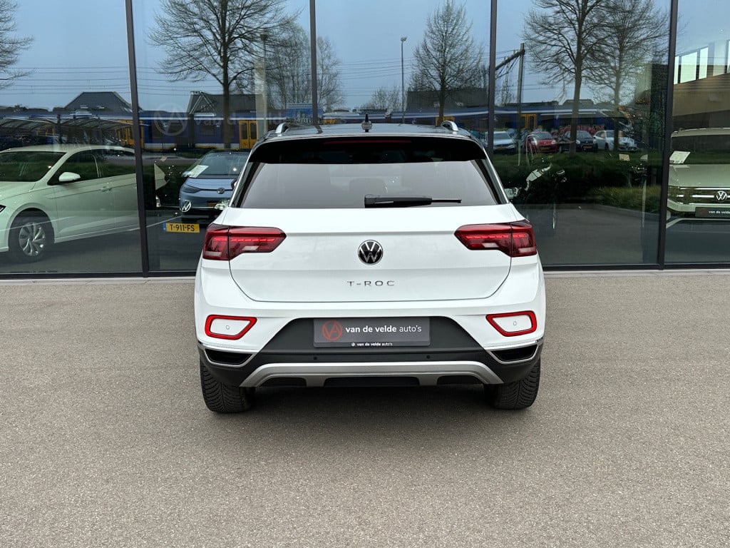 Volkswagen T-roc 1.5 tsi 150pk dsg style | trekhaak | carplay | adapt. crui