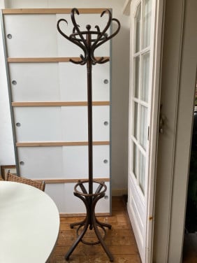 Houten kapstok, staand Thonet stijl