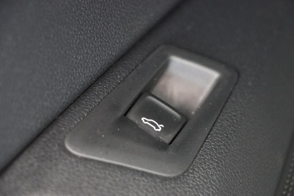 Volkswagen T-roc 1.5 tsi sport 150pk dsg7