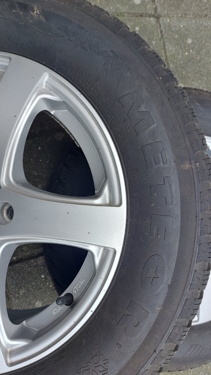 4 winterbanden voor nissan qashqai