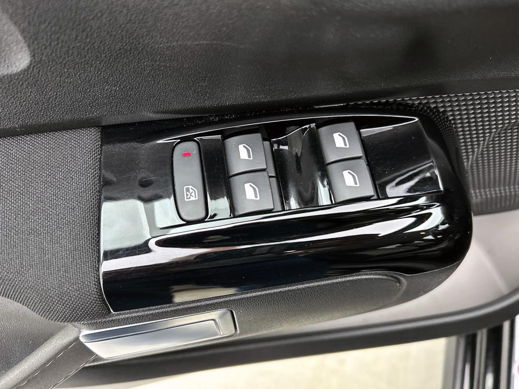 Citroen C3 82 pk c-series | navigatie | parkeersensoren |