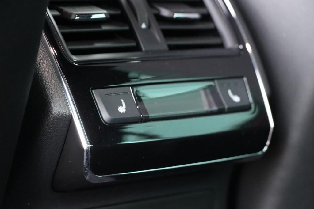 Skoda Superb 2.0 tsi 4x4 sportline business 280pk dsg7