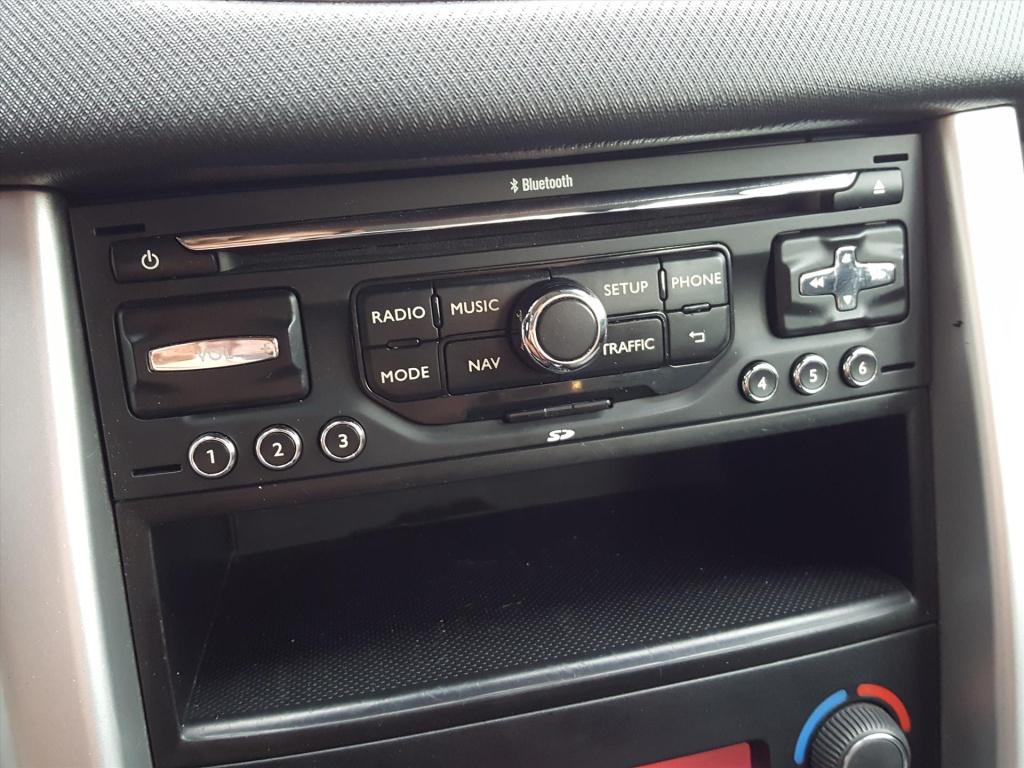 Peugeot 207 première 1.6-16v vti-120pk navigatie | cruise & climate control